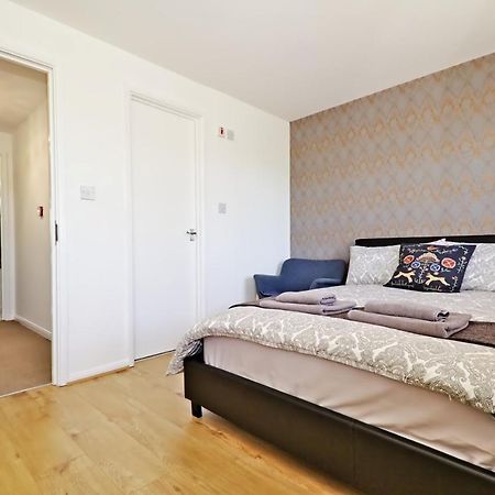 Harlinger Lodge Annexe Londen Buitenkant foto