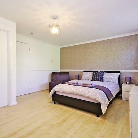 Harlinger Lodge Annexe Londen Buitenkant foto